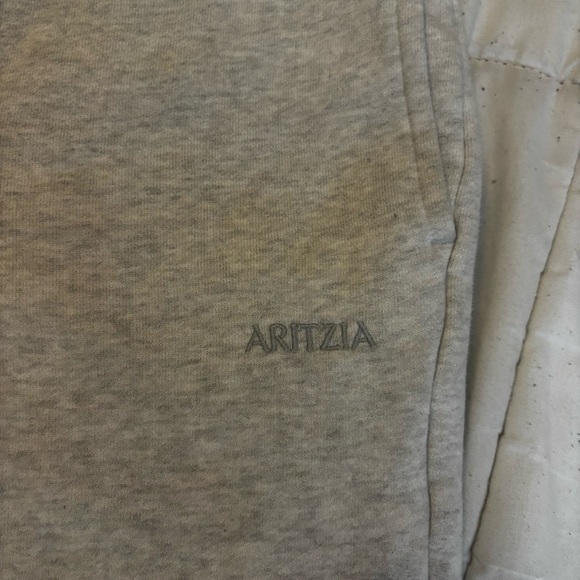 Aritzia Cozy Sweatfleece Mega Straight™ Sweatpant Heather Chrome (gray) - Picture 6 of 15